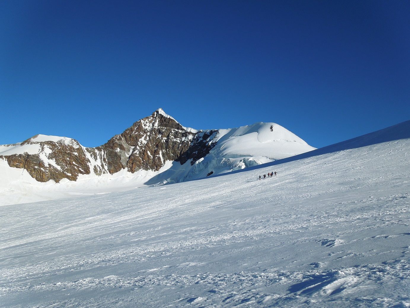 Montée au col du Lys, 4255m